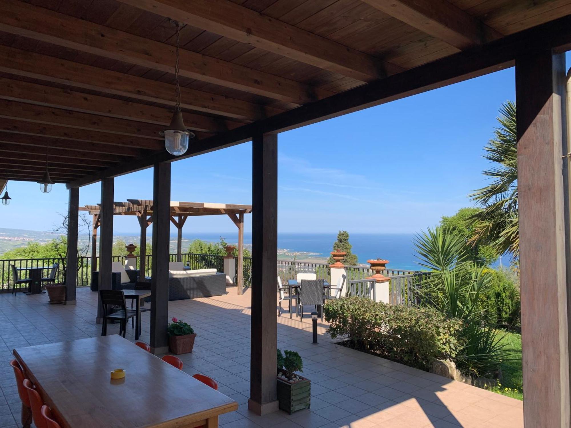 ויבו ולנטיה Villa Zufro מראה חיצוני תמונה