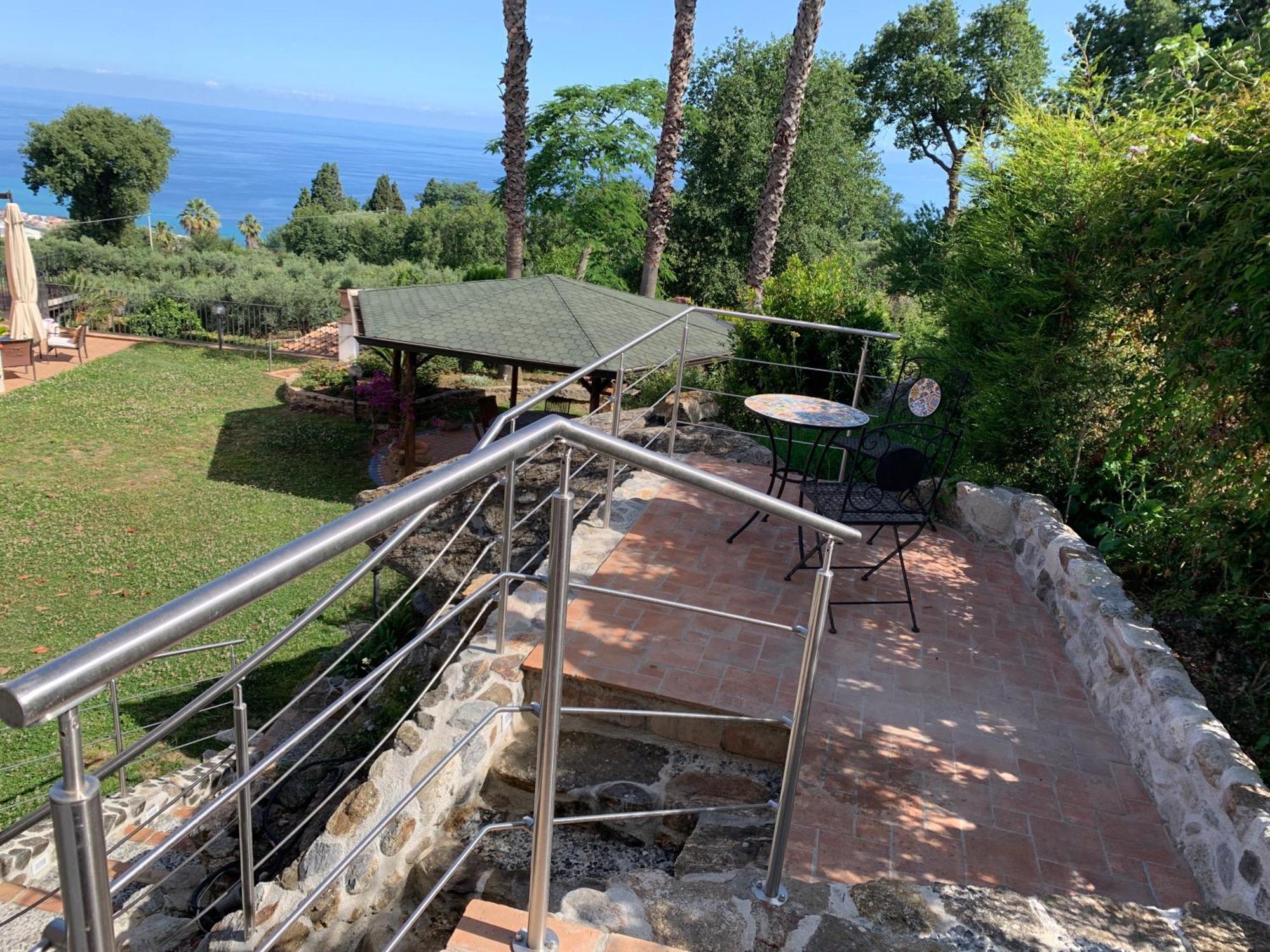 ויבו ולנטיה Villa Zufro מראה חיצוני תמונה