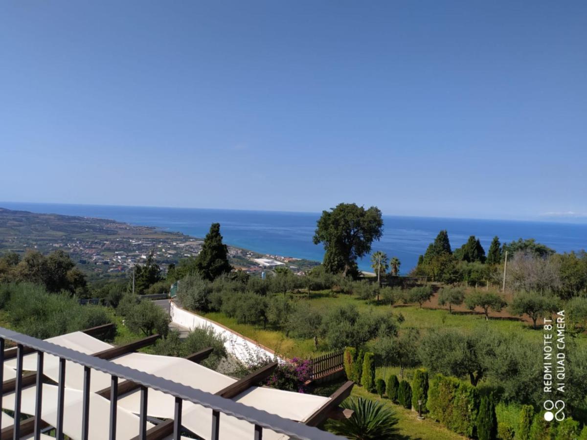 ויבו ולנטיה Villa Zufro מראה חיצוני תמונה